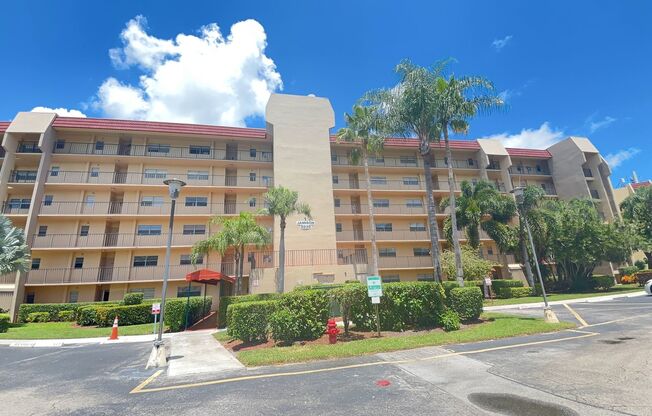 2 Br 2 BA CONDO- POINCIANA PLACE  *55+ Community * Water, Cable & Internet Included*