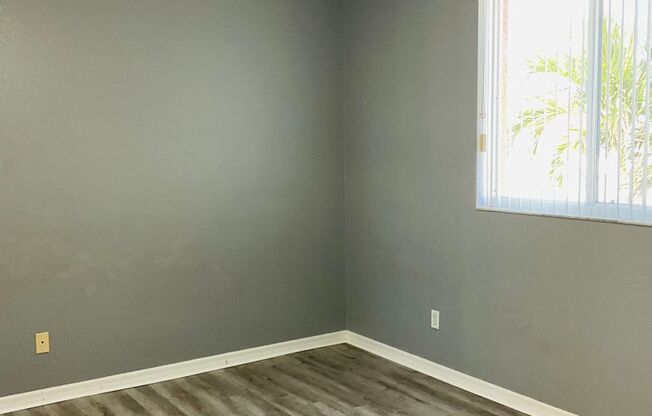 2 beds, 2 baths, 1,087 sqft, $1,450, Unit 1117 Unit 4