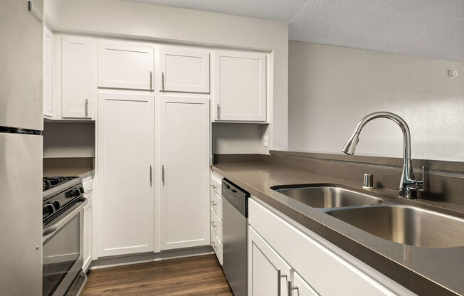 4250 Coldwater Canyon