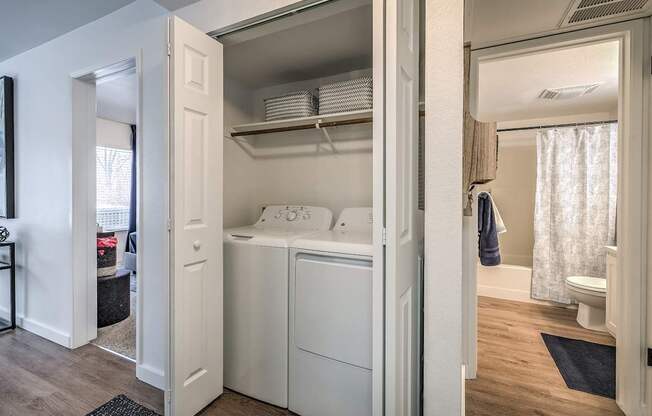 Washer/Dryer at Reedhouse Apartments, Boise, Idaho