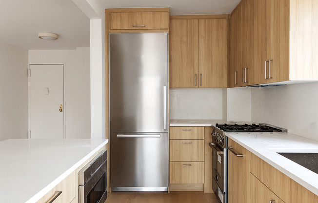175 W 12 ST