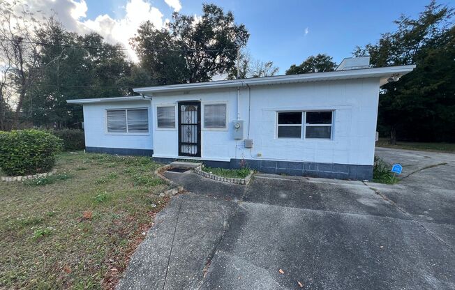 Cozy Pet Friendly 3/2 Pensacola home