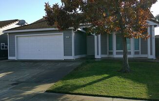 1805 Whiting Ct, Dixon, CA - For Rent