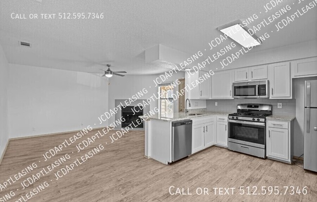 15935 FOOTHILL FARMS LOOP