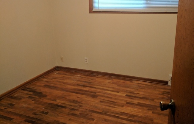3 Bedroom Ranch Style Home in the Centennial Neighborhood!