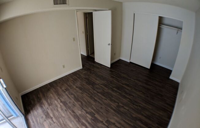 2 beds, 2 baths, $1,299