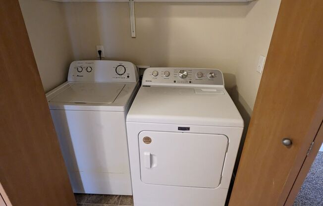 3 beds, 2 baths, 1,180 sqft, $1,695, Unit B303