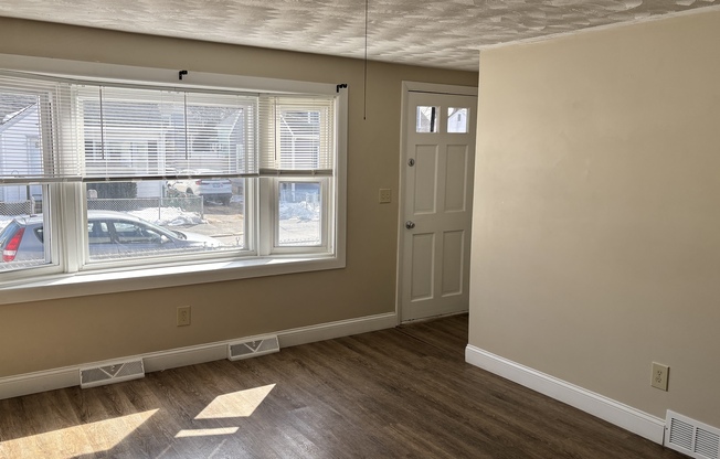 204 BAXTER ST