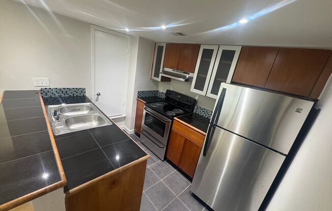 2 beds, 1 bath, 896 sqft, $1,499, Unit WIL-241