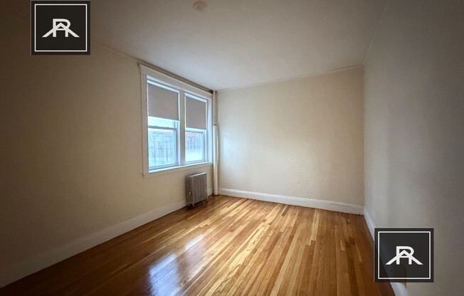 1812 COMMONWEALTH AVE