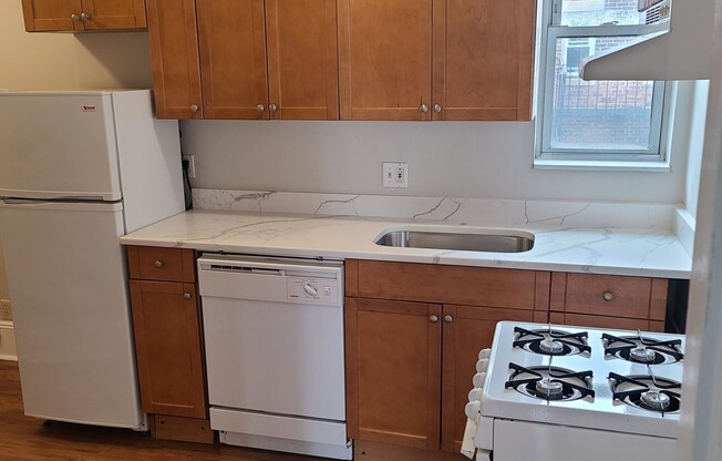 1 bed, 1 bath, $3,600, Unit 47