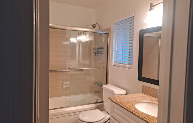 Viking Pacific Apartments