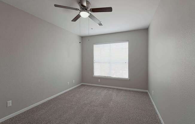 3 beds, 2 baths, 1,299 sqft, $1,656