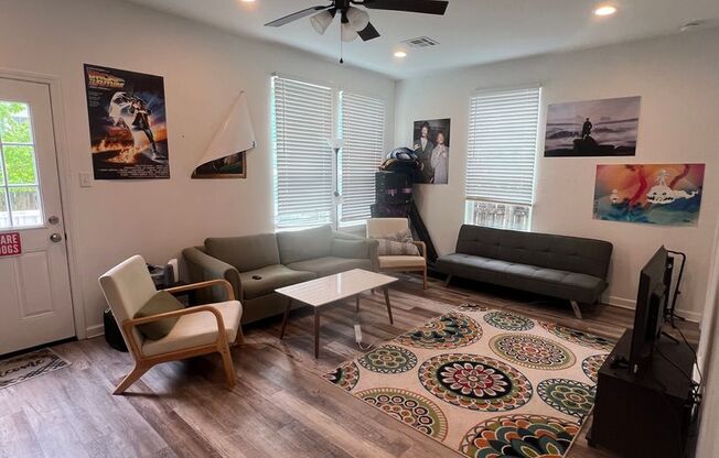 Spacious 5bd/2ba Near Camups!