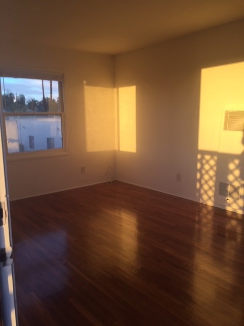 1 bed, 1 bath, 550 sqft, $1,895, Unit 8317