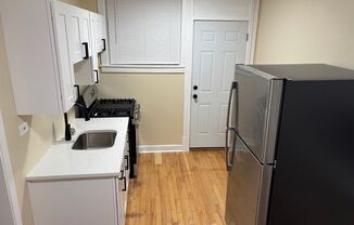 Studio, 1 bath, 725 sqft, $1,100, Unit 3518-2