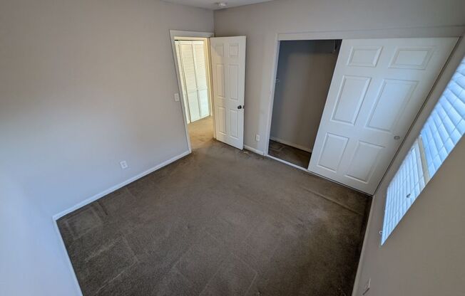 3 beds, 2.5 baths, $1,750