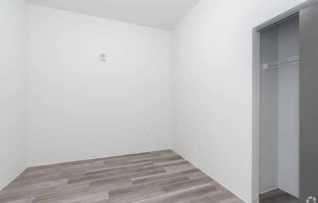 1 bed, 1 bath, 435 sqft, $1,350, Unit 612