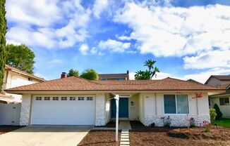 FOR RENT - 3BR/2BA 1490 SqFt Single Family Home In Prime Clairemont Mesa Area. Recently Renovated