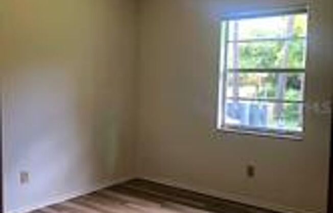 2 beds, 1.5 baths, 839 sqft, $1,300, Unit "B"