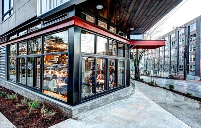 Mad Flats - Live Bold. Work Free. Play Capitol Hill.