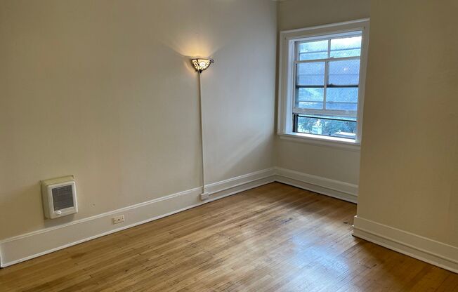 Studio, 1 bath, 375 sqft, $925, Unit 408