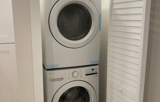 1 bed, 1 bath, 615 sqft, $2,200, Unit 408