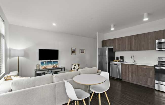 RangeApartments_Bend_OR_LivingSpace
