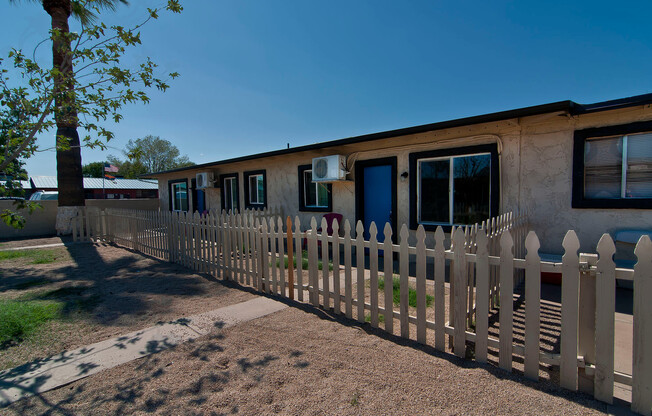 Cozy 1 bedroom 1 bath apartment.