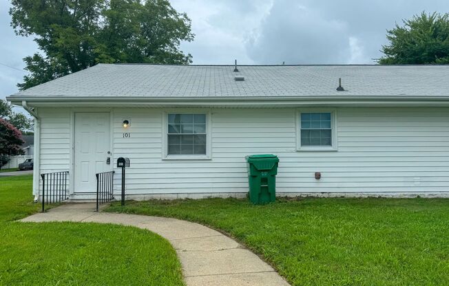 101 Lyons Ave, Colonial Heights