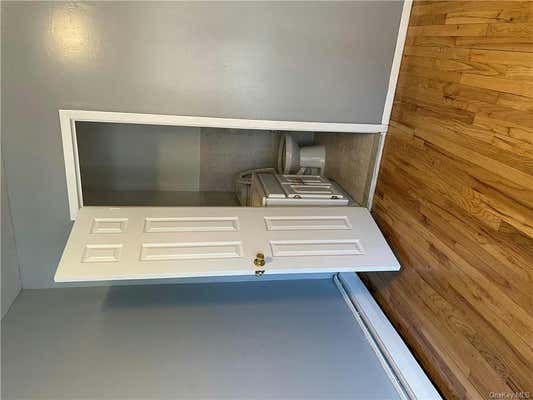 3 beds, 2 baths, 750 sqft, $3,400, Unit 2