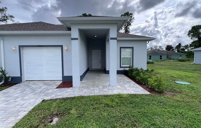 Beautiful 3 Bedroom Two Bath Duplex