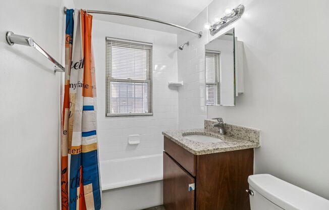 Studio, 1 bath, 450 sqft, $1,792, Unit 811-B7