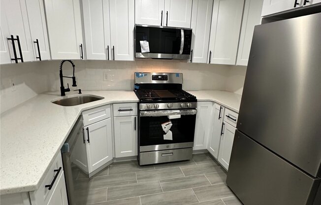 2 beds, 1.5 baths, $3,000, Unit 1