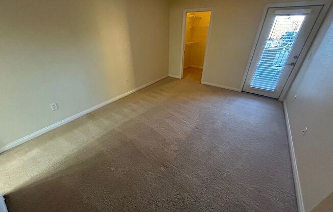 2 beds, 2 baths, $1,225, Unit # 2052