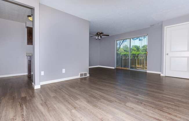 Spacious living room with natural lighting  at 444 Park Apartments, Richmond Heights