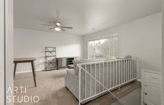 3 beds, 1 bath, $1,600, Unit # 14