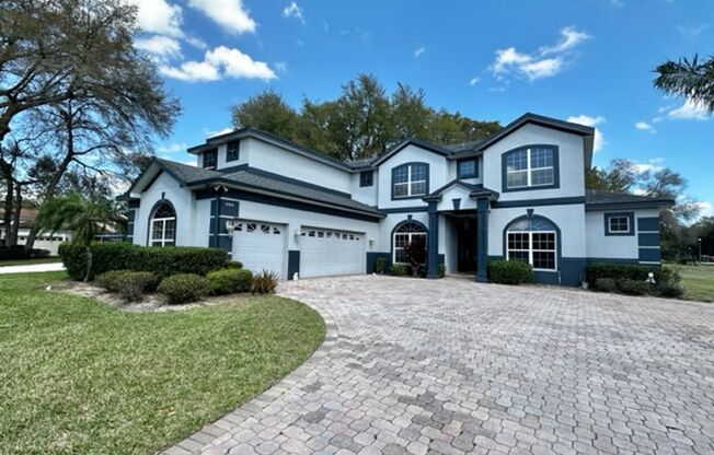 Apopka - 5 Bedrooms, 4.5 Bathrooms – $3,795.00