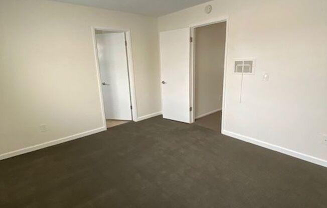 1 bed, 1 bath, 572 sqft, $2,195, Unit 5