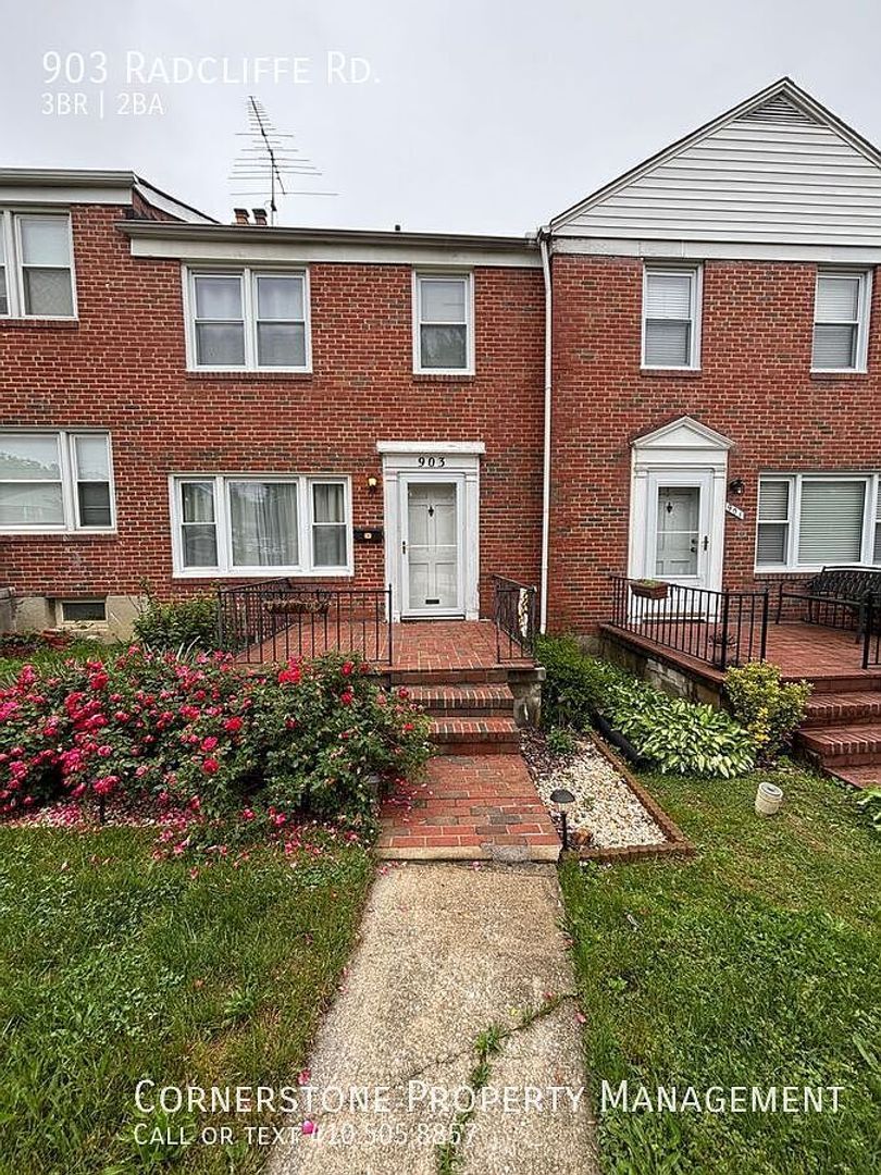 903 Radcliffe Rd