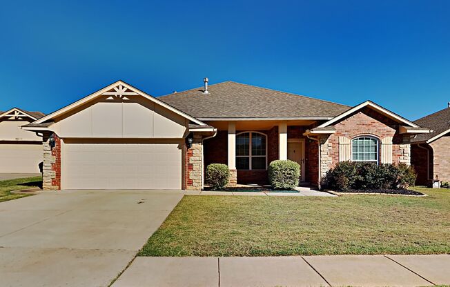 4 Bedroom 2 Bathroom Home - Midwest City