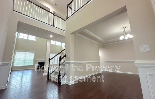 1007 ANATRELLA LN NW