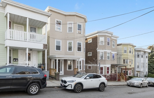 75 BELLINGHAM ST