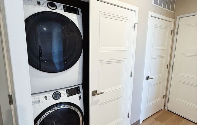 2 beds, 2 baths, 1,214 sqft, $1,810, Unit 202