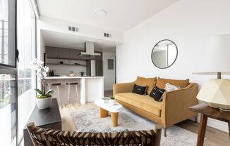 4575 SANTA MONICA