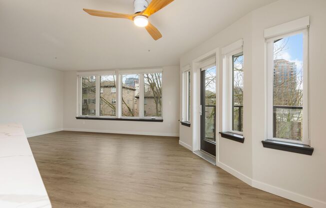 2 beds, 2 baths, 886 sqft, $3,545, Unit 401