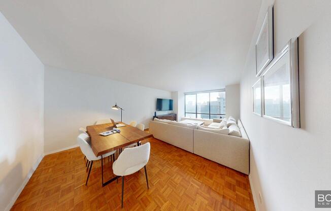 1 bed, 1.5 baths, $6,000, Unit 15G