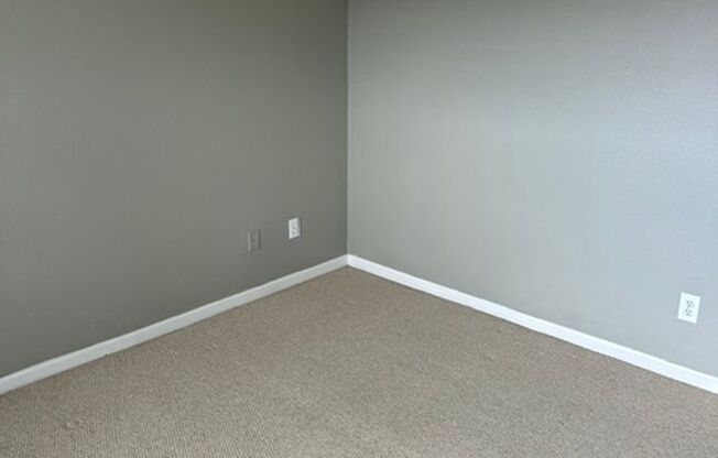 1 bed, 1 bath, $1,250, Unit # 635