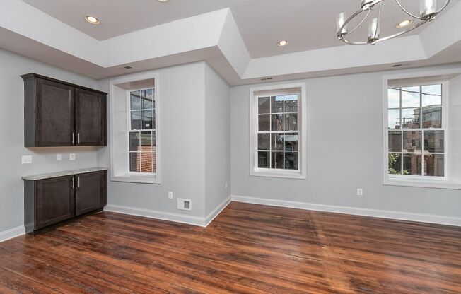 2 beds, 2 baths, 1,100 sqft, $2,250, Unit 3R