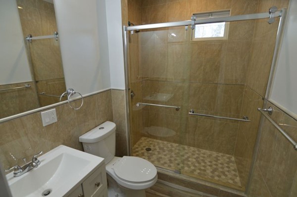 3 beds, 2 baths, 2,000 sqft, $3,400, Unit 1